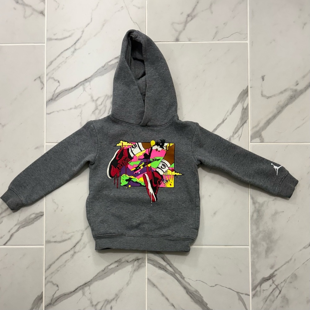 Air Jordan Nike XS Gray Hoodie Sweatshirt Jumpman Logo‎ On Sleeve 3-4 Year Olds